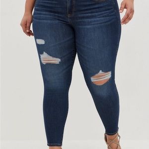 Torrid Jegging 22R - Skinny Super Soft High-Rise Jean